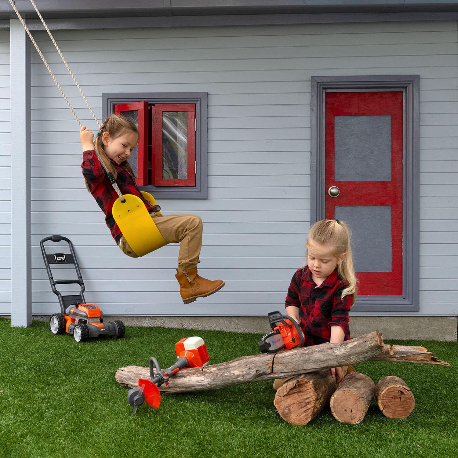 Husqvarna 550XP Toy Chainsaw, Ages 3+ - Image 4