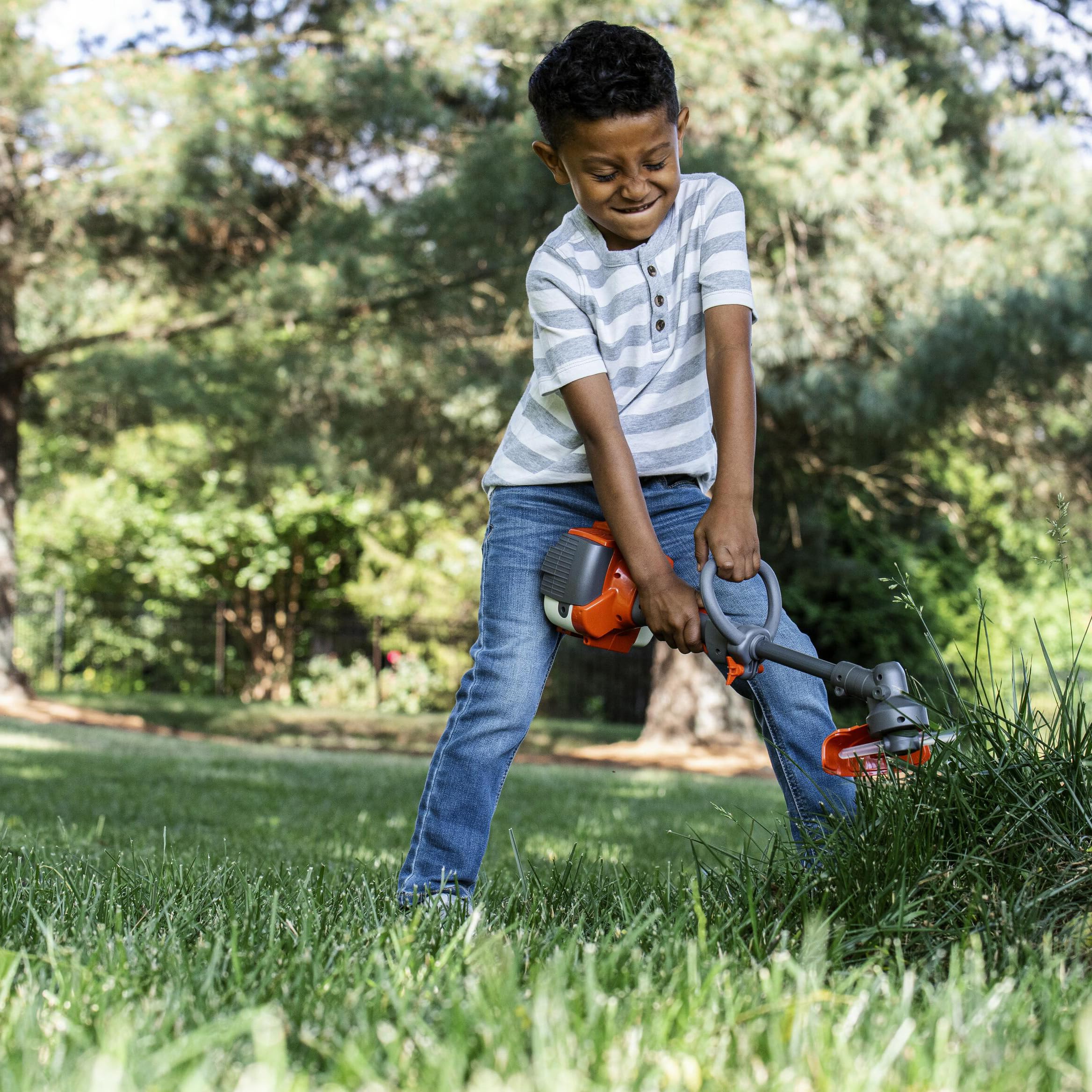 Husqvarna Toy Trimmer with Realistic Sounds and Light-Up Trimmer Line, Toy Weed Eater for Kids Ages 3 and Up - Image 5